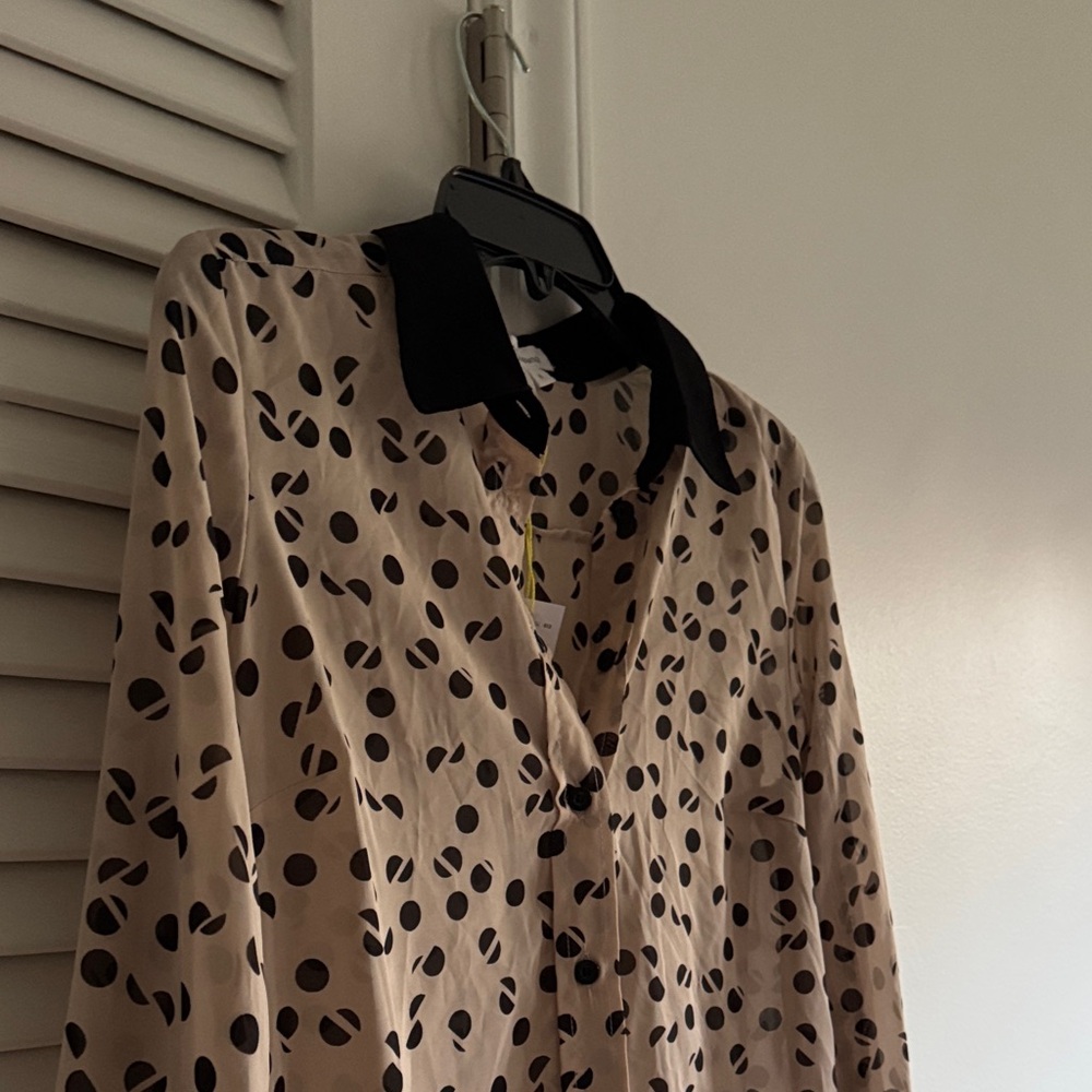 BCBGeneration Beige Polka Dot Button-Down Shirt w… - image 8